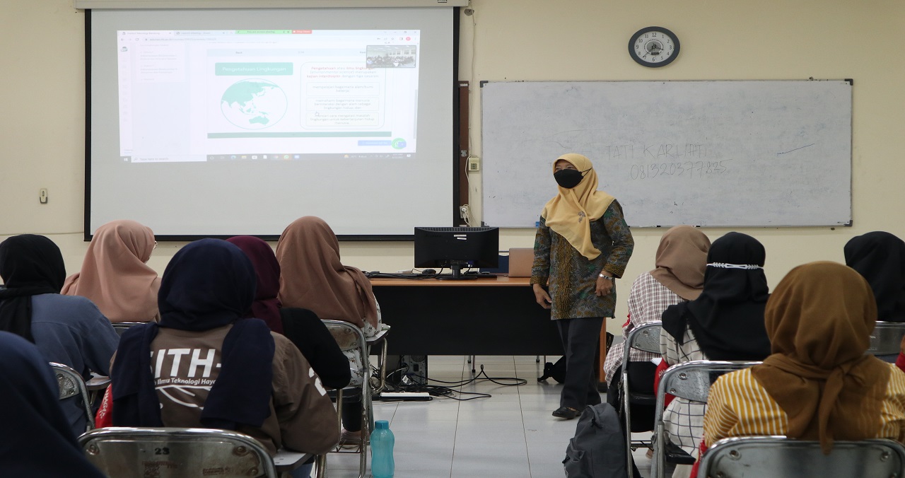 (Indonesia) Suasana Pekan Pertama Kuliah Luring di Kampus Jatinangor